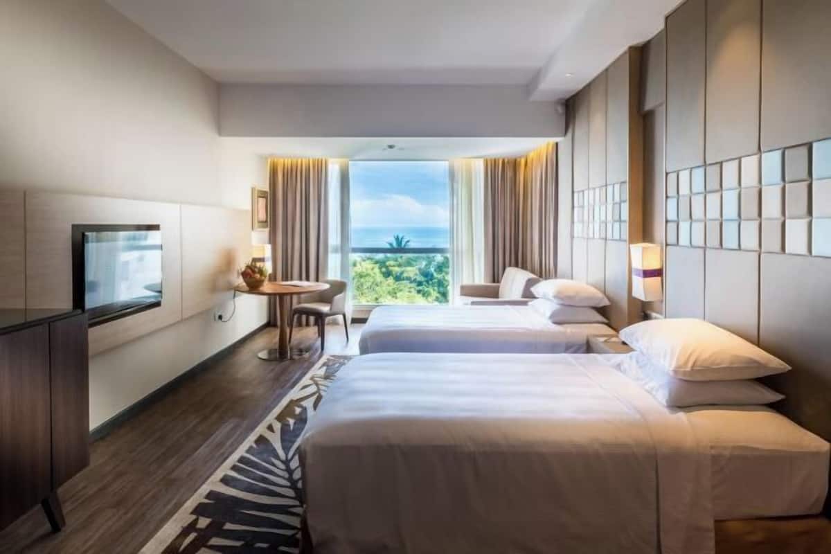 In-room safe, desk, laptop workspace, blackout drapes