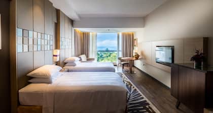 DoubleTree Resort by Hilton Hotel Penang