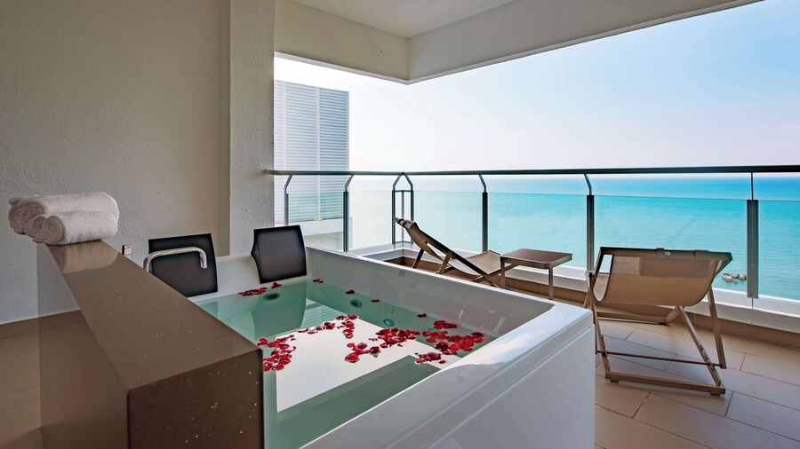 槟城希尔顿逸林度假村