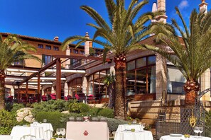 Indoor pool, outdoor pool, pool umbrellas, sun loungers