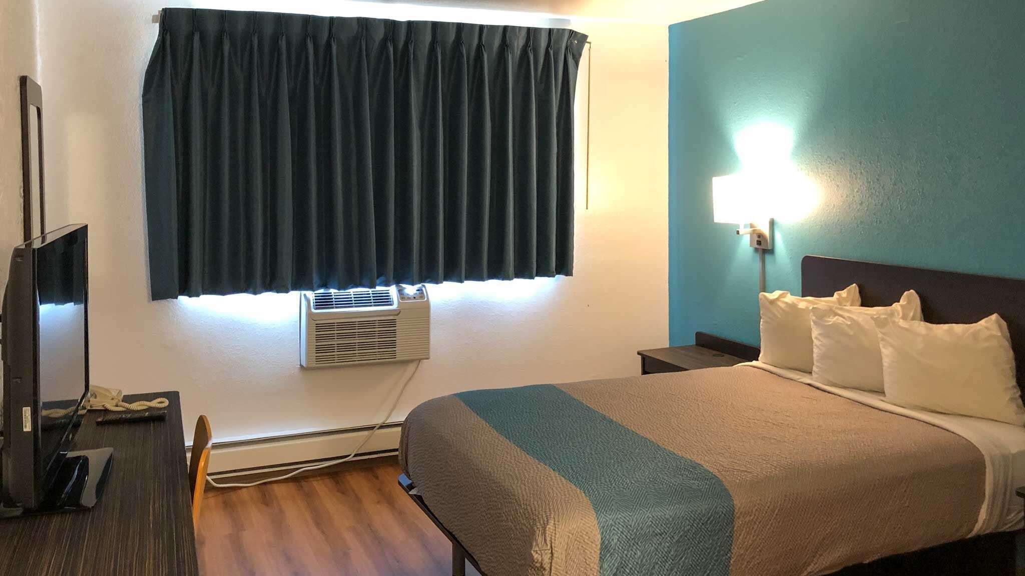 Bureau, Wi-Fi gratuit, draps fournis