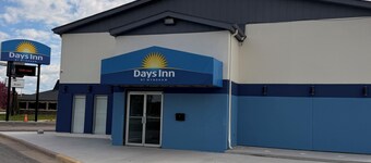 Days Inn by Wyndham La Crosse