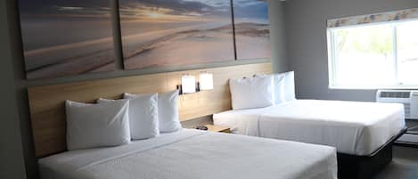 Room, 2 Queen Beds, Non Smoking