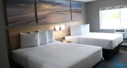 Days Inn by Wyndham La Crosse