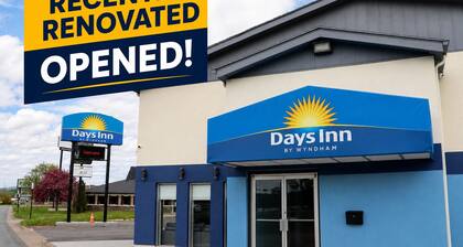 Days Inn by Wyndham La Crosse
