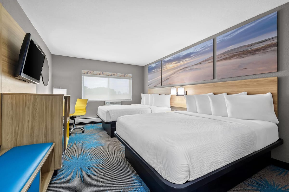 Room, 2 Queen Beds, Non Smoking