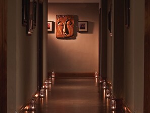 Sauna seca, tratamentos corporais, aromaterapia, bandagem corporal