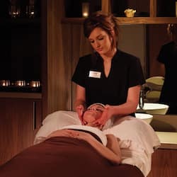 Sauna, soins corporels, soins d'aromathérapie, enveloppements corporels