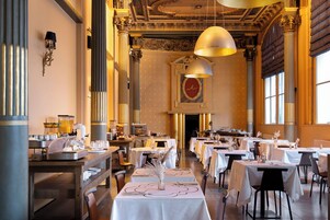 Daily buffet breakfast (EUR 30 per person)