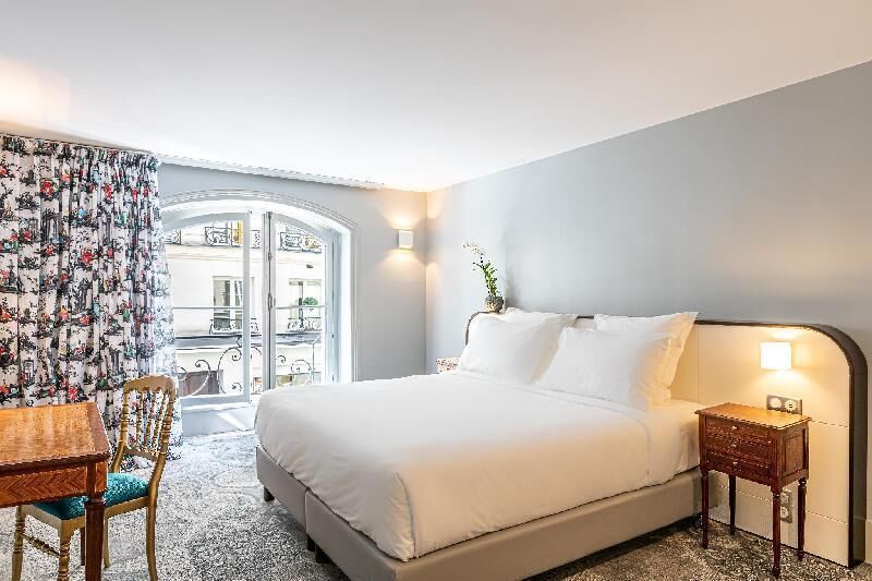 Premium bedding, pillowtop beds, minibar, in-room safe