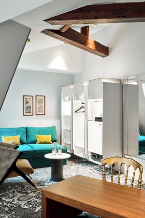 Executive Afterworks | Living area
