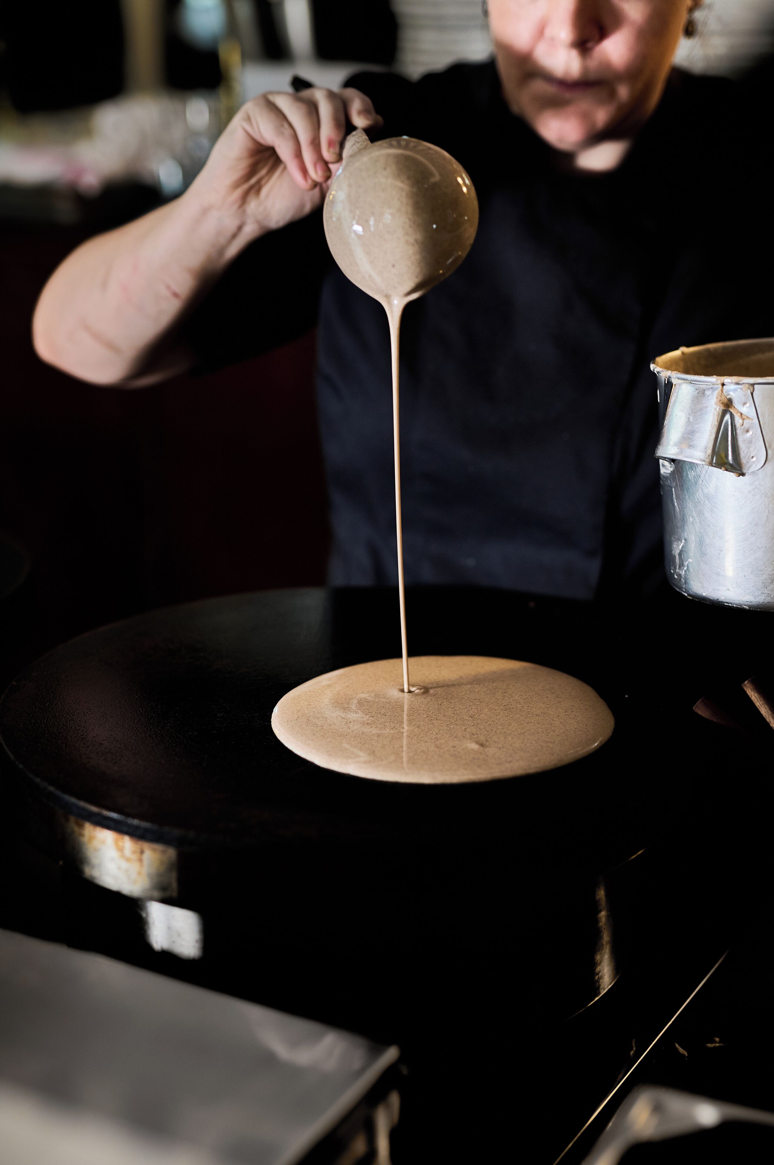 2 restaurants, breakfast, lunch, brunch served; vegetarian cuisine