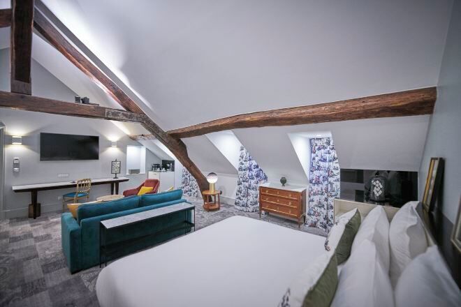 Premium bedding, pillowtop beds, minibar, in-room safe