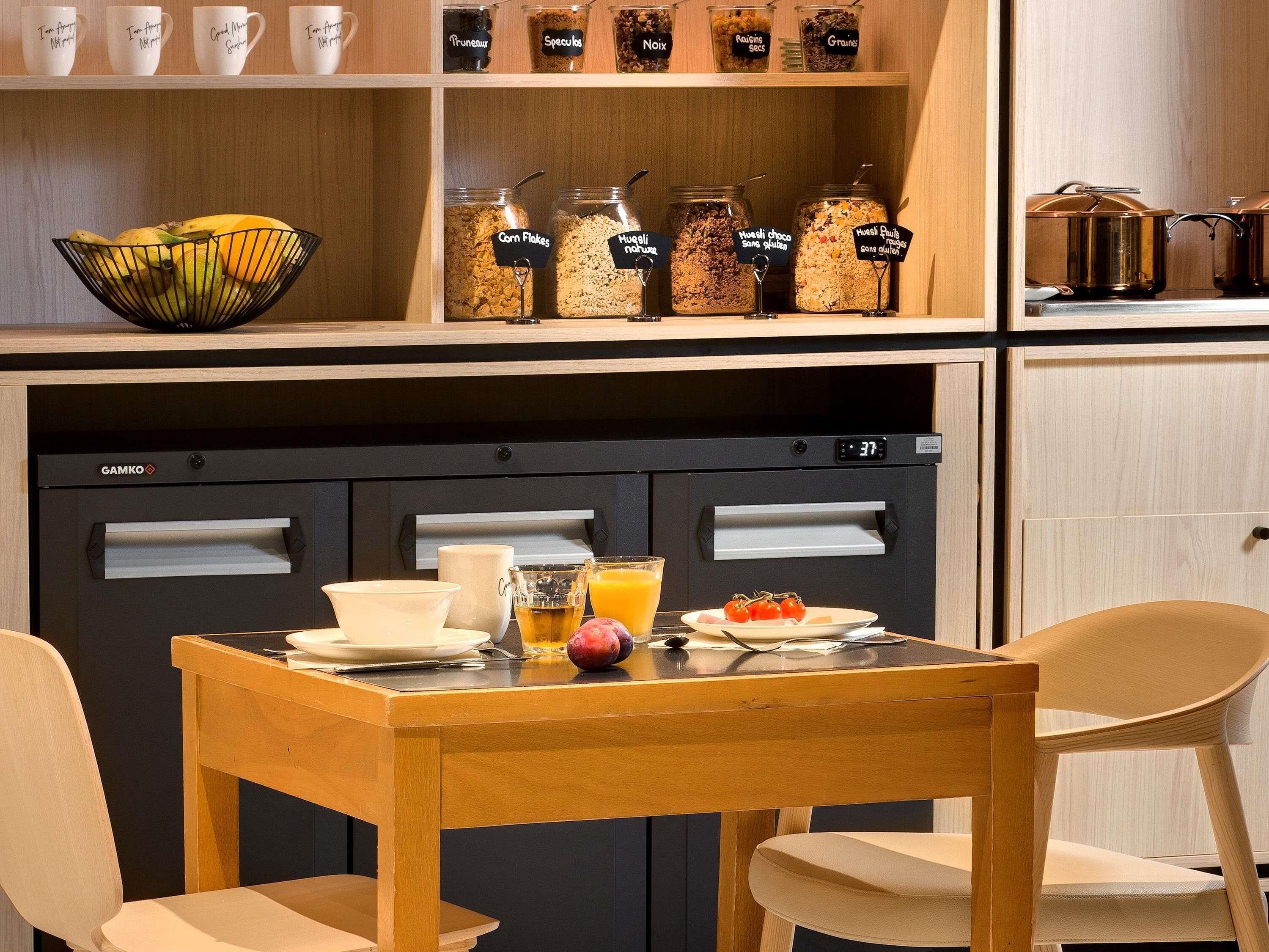 daily buffet breakfast (eur 12 per person)