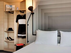 Schreibtisch, schallisolierte Zimmer, kostenloses WLAN