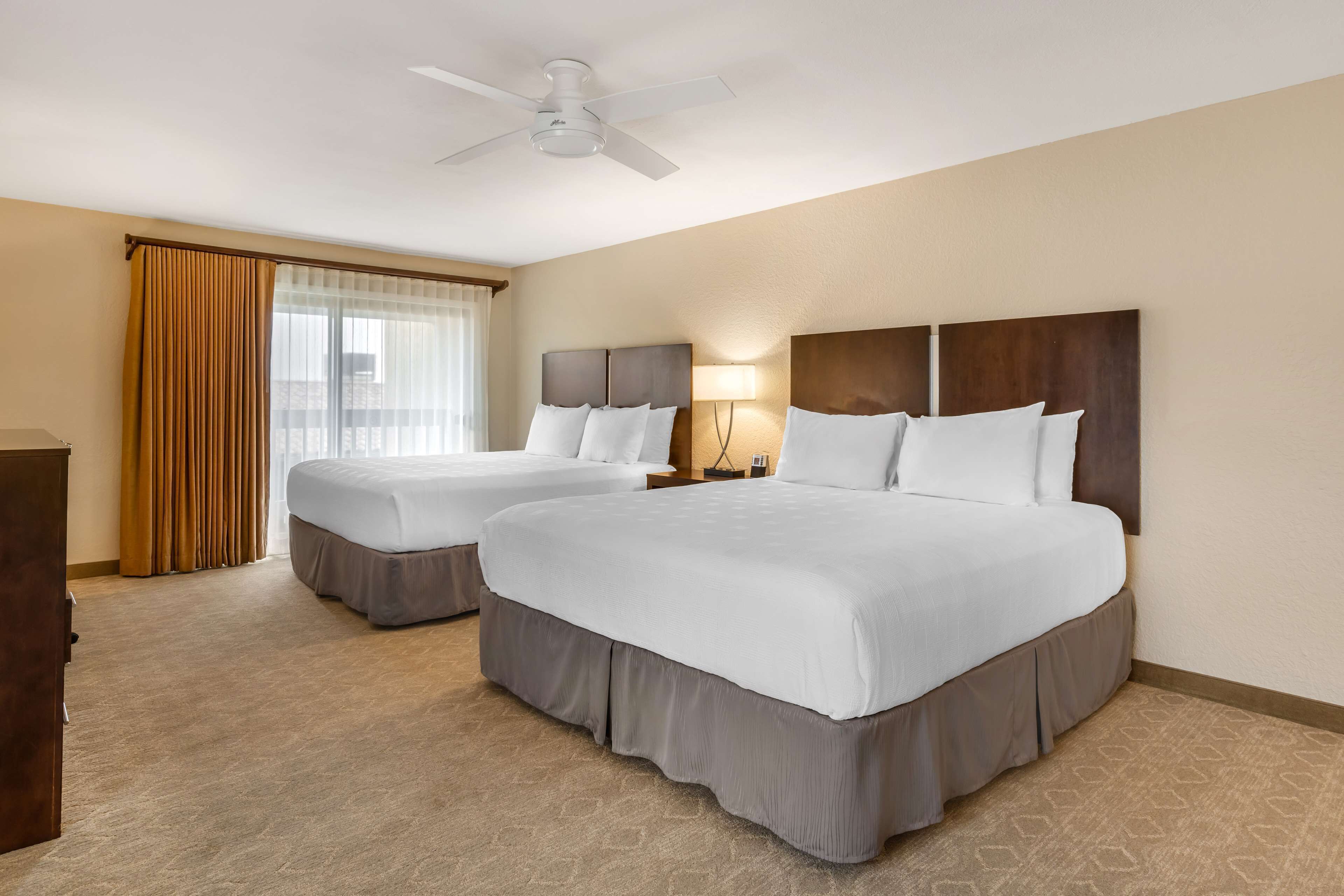 Foto - Best Western Plus Monterey Inn