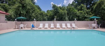Days Inn by Wyndham Dublin GA