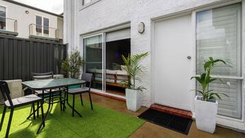 Junior Apartment | Terrace/patio