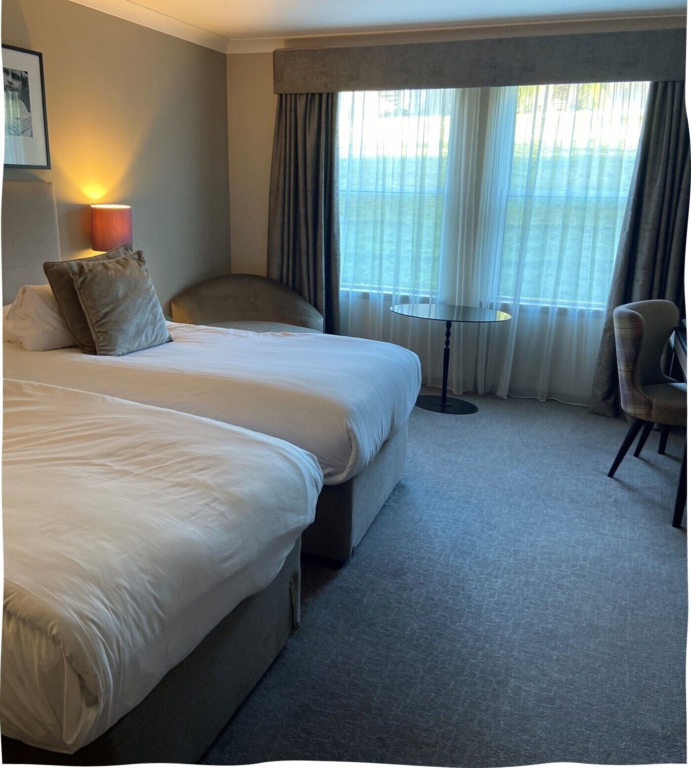 Standard Twin Room, 2 Single Beds | 2 bedrooms, in-room safe, individually decorated, individually furnished