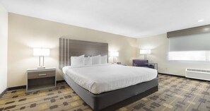 Blackout drapes, iron/ironing board, free WiFi, bed sheets - Best Western Amador Inn (Jackson)