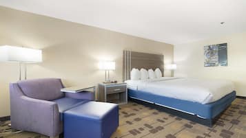 Standard Room, 1 King Bed, Non Smoking, Fireplace | Blackout drapes, iron/ironing board, WiFi, bed sheets