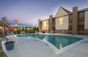 Seasonal outdoor pool, pool umbrellas, sun loungers