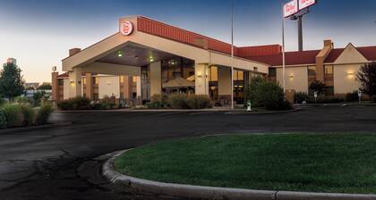 Red Roof Inn & Suites Cincinnati North - Mason