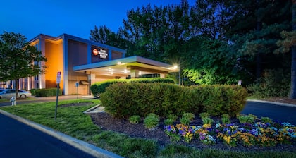 Best Western Plus Richmond Airport Hotel