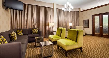 Best Western Plus Richmond Airport Hotel