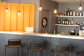 Bar (on property) - ibis Styles Marseille Provence Aéroport (Vitrolles)