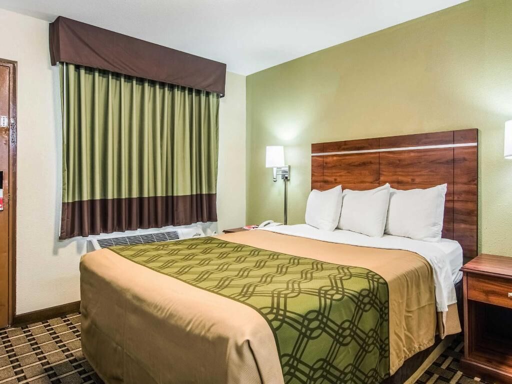 埃及棉床单、高档床上用品、加厚床垫、办公桌