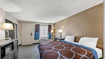 Room, 1 King Bed, Accessible, Non Smoking | Iron/ironing board, free cots/infant beds, free WiFi, bed sheets