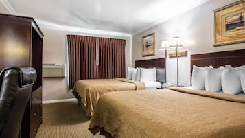 Desk, laptop workspace, iron/ironing board, free WiFi