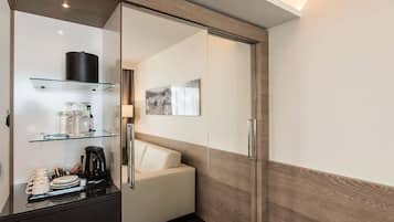 Executive-Zimmer | Allergikerbettwaren, Zimmersafe, individuell dekoriert