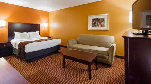 Premium bedding, pillow-top beds, in-room safe, desk