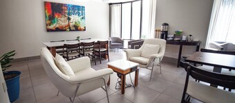 Holiday Inn Irving Las Colinas by IHG
