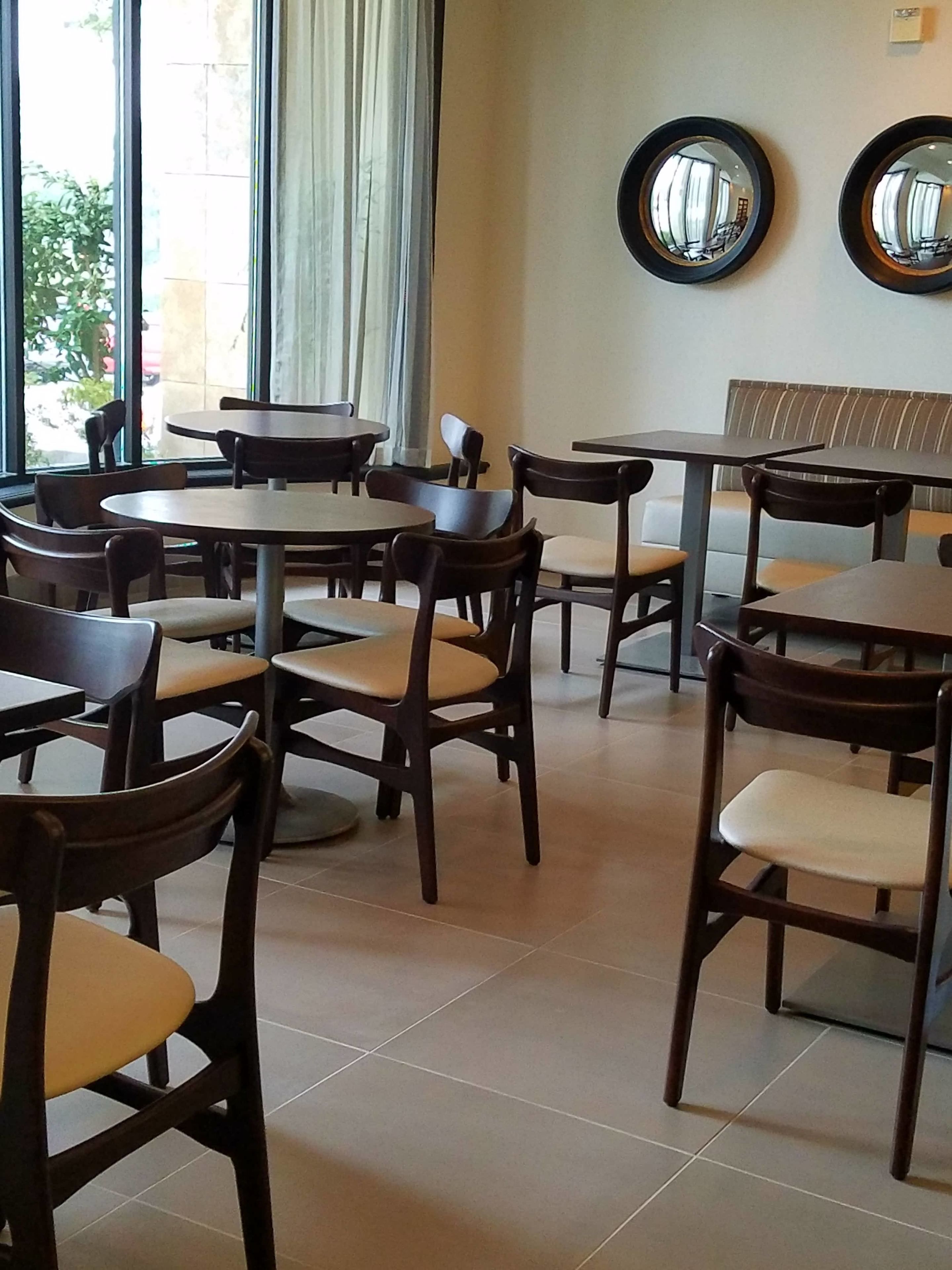 Daily buffet breakfast (USD 11 per person)