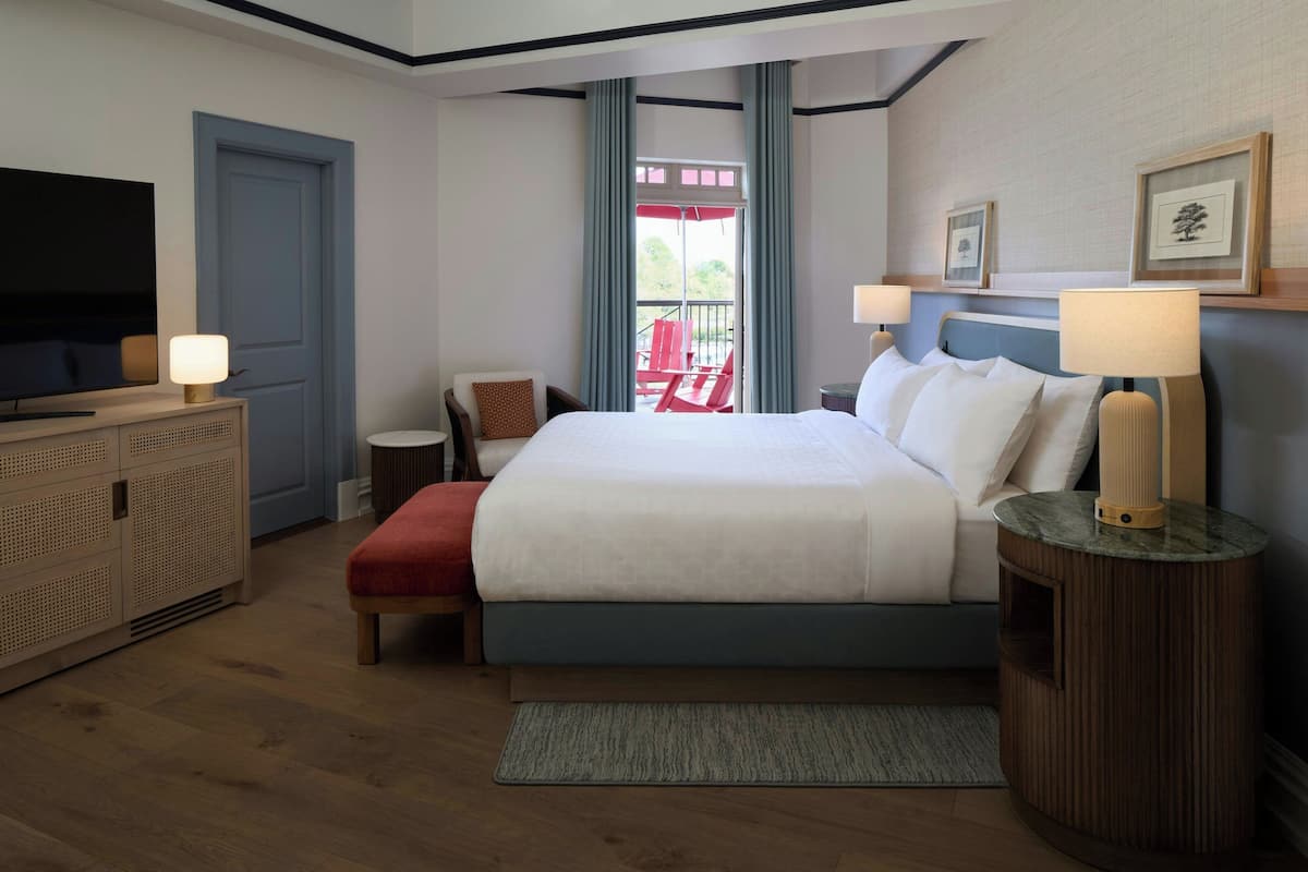 Chambre, 1 très grand lit, patio, vue établissement (Patio) | Literie de qualité supérieure, coffres-forts dans les chambres