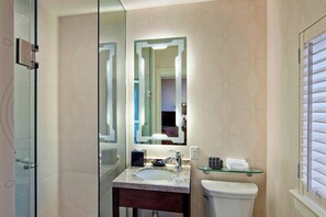 Shower, free toiletries, hair dryer, bathrobes