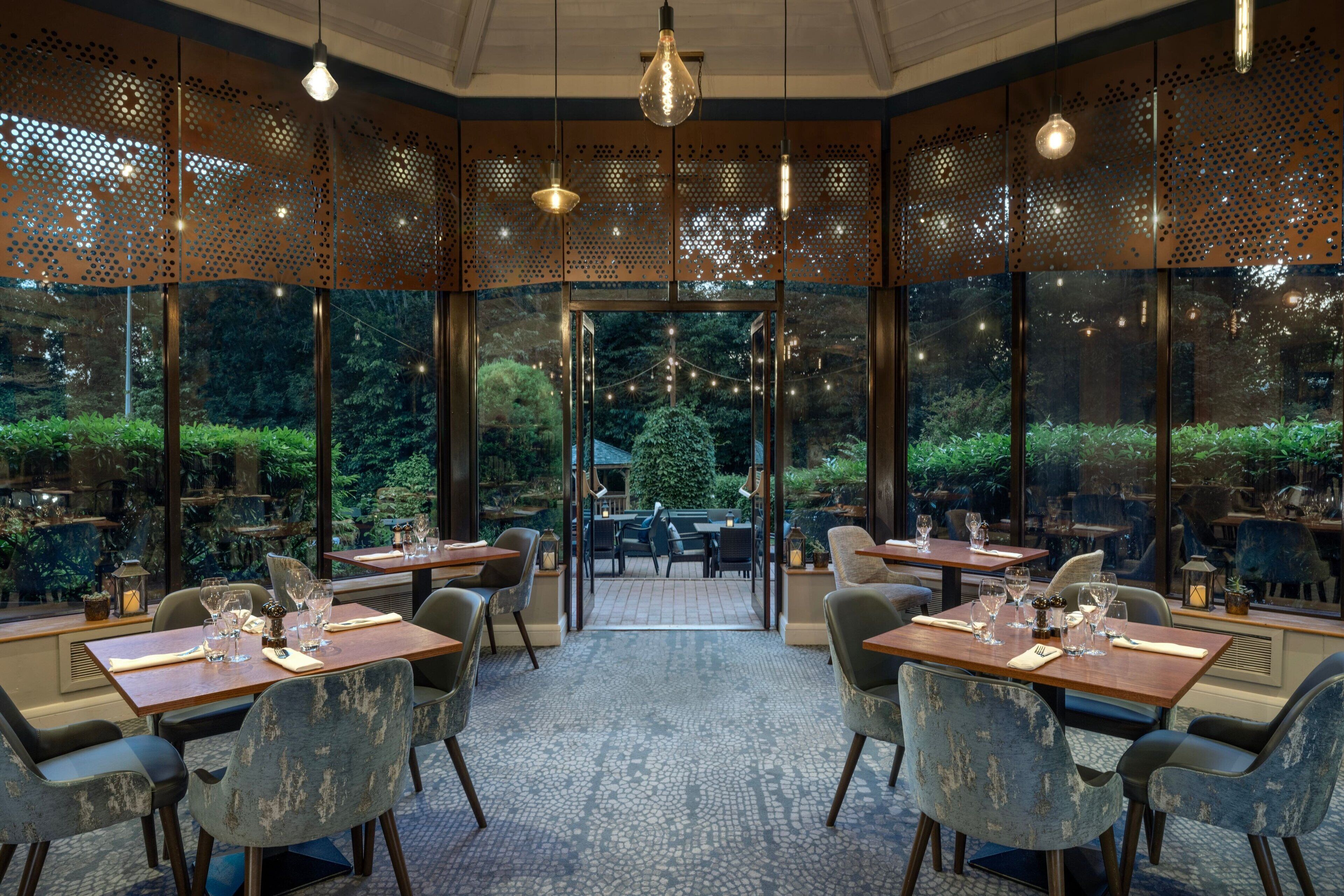 Breakfast, lunch, dinner served; British cuisine 