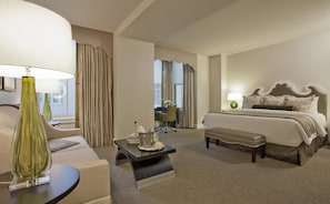 Premium bedding, in-room safe, desk, free WiFi - Morrison Clark Historic Inn (Washington)