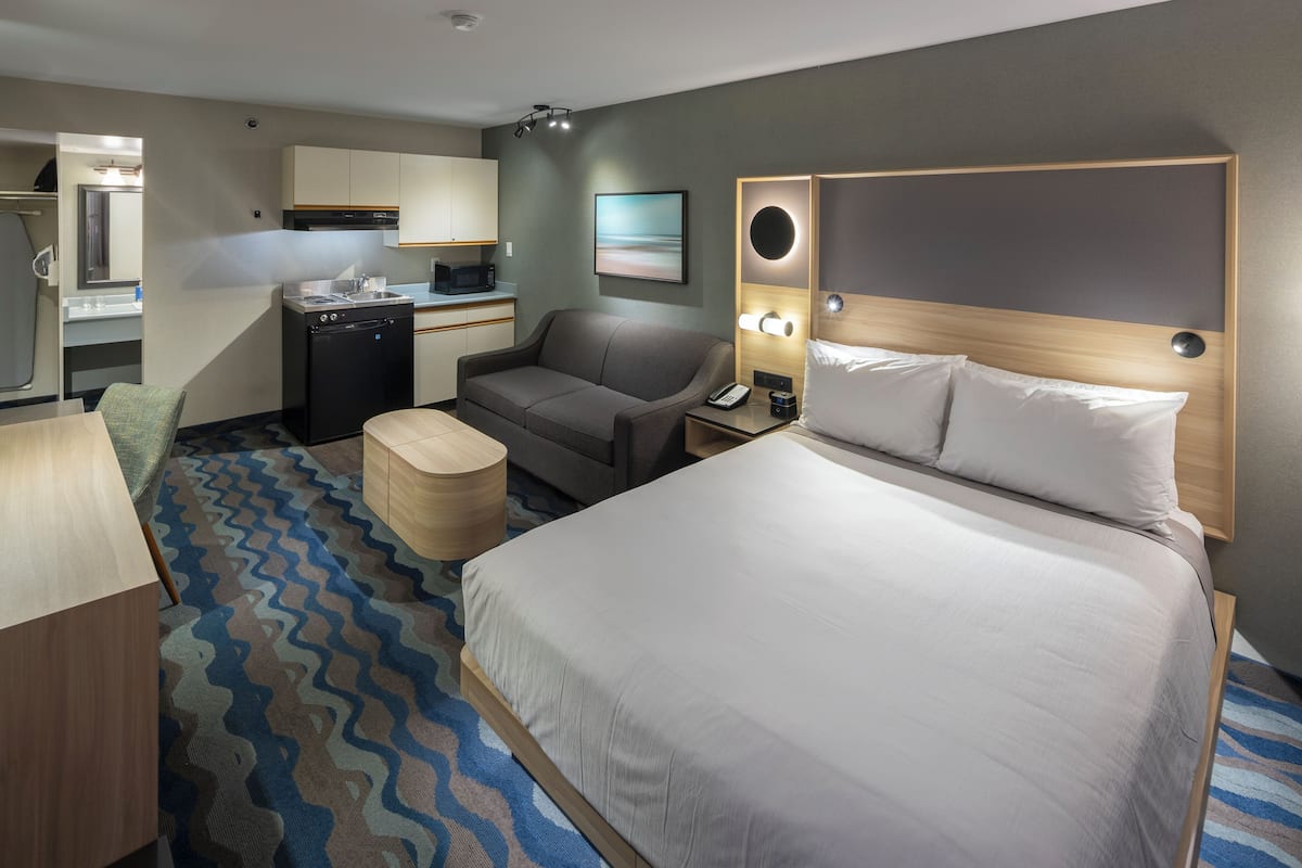 Room amenity