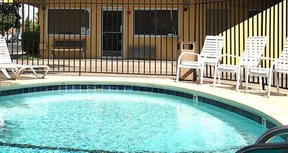 Americas Best Value Inn Visalia