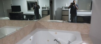 Studio 6 Suites Hinesville, GA 