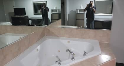 Studio 6 Suites Hinesville, GA