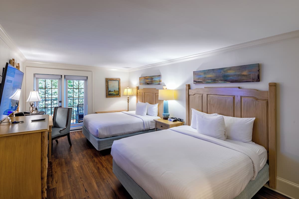 2 bedrooms, pillow-top beds, individually furnished, laptop workspace