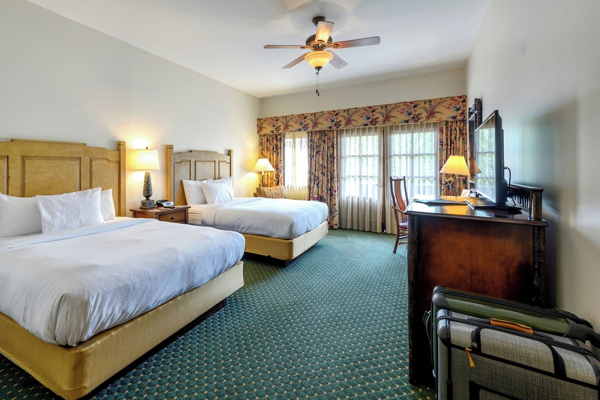 2 bedrooms, pillow-top beds, individually furnished, laptop workspace