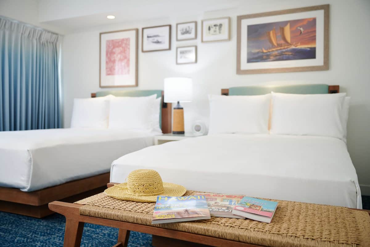 Premium bedding, in-room safe, desk, blackout drapes