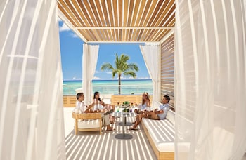 Property amenity at OUTRIGGER Reef Waikiki Beach Resort