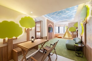 Quarto luxo | Frigobar, cofres nos quartos, escrivaninha